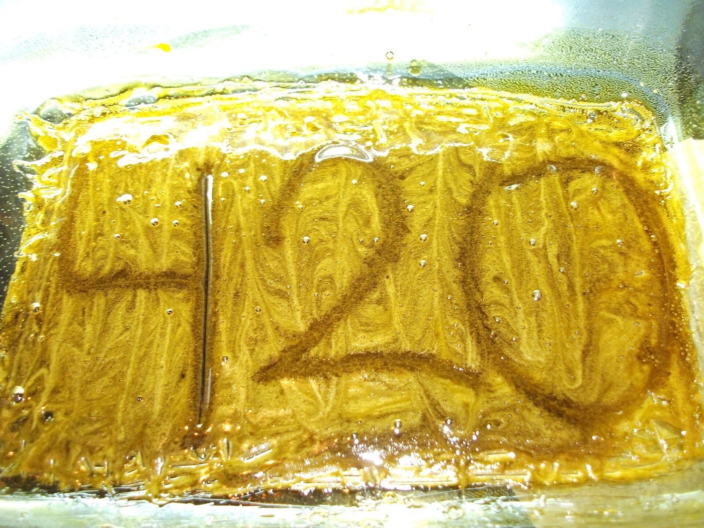 Amber shatter pulled into a glassy sheet